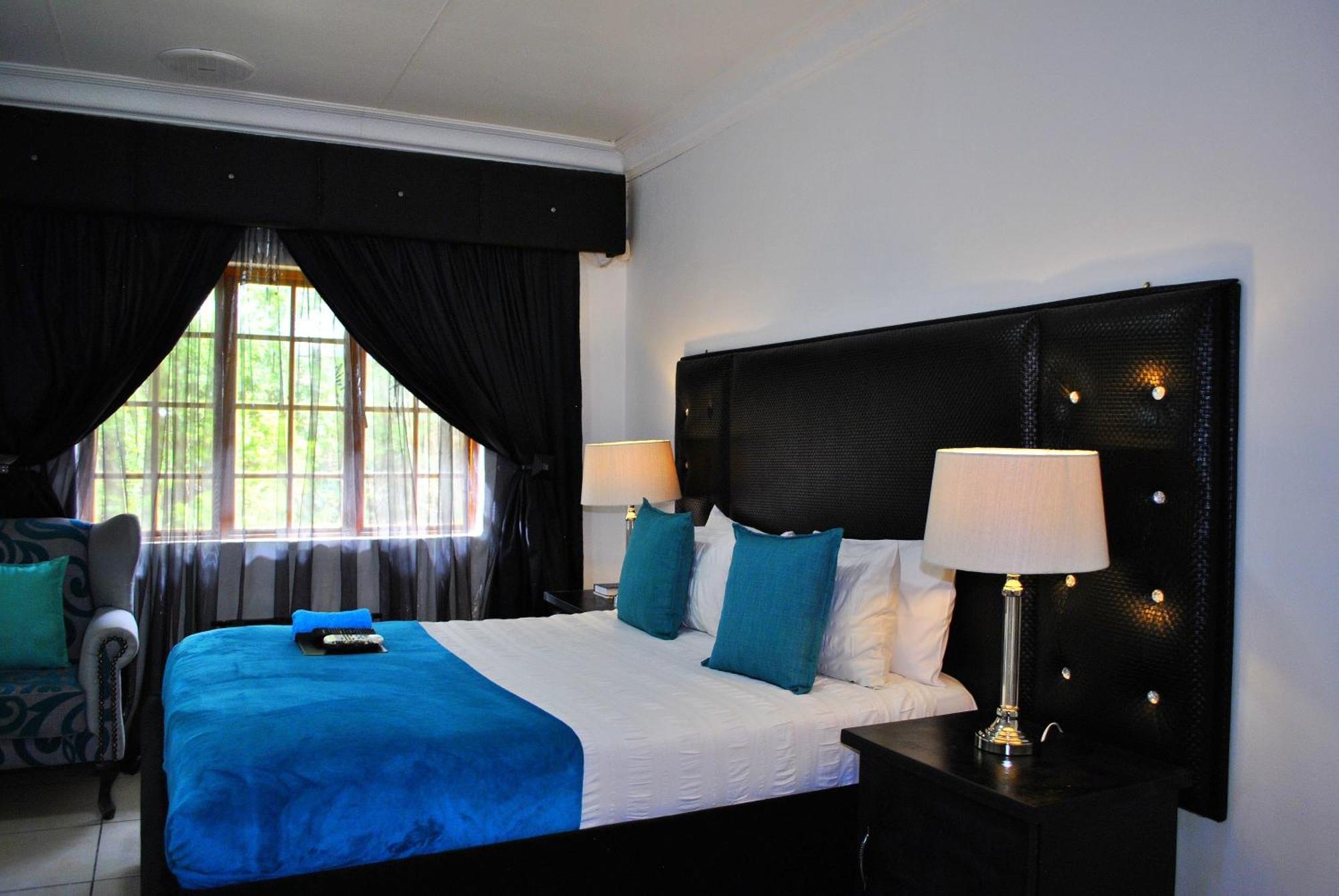 Lapologa Bed & Breakfast Тзанеен Экстерьер фото