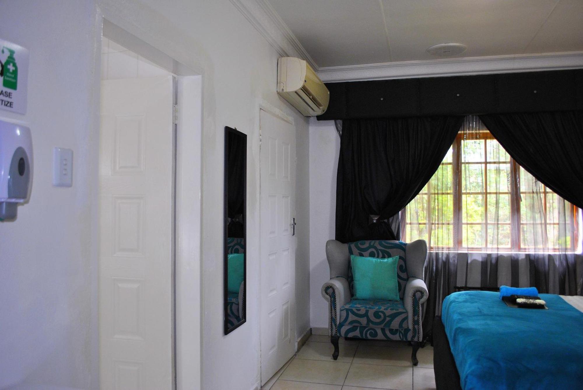 Lapologa Bed & Breakfast Тзанеен Экстерьер фото
