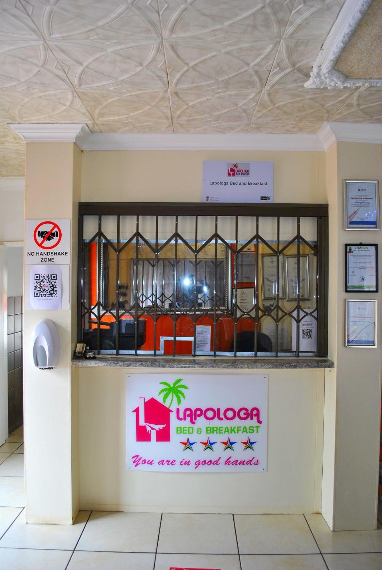 Lapologa Bed & Breakfast Тзанеен Экстерьер фото