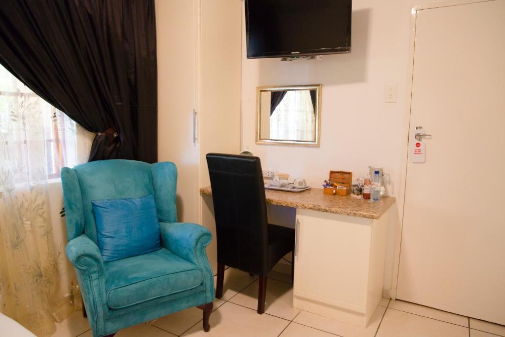 Lapologa Bed & Breakfast Тзанеен Номер фото